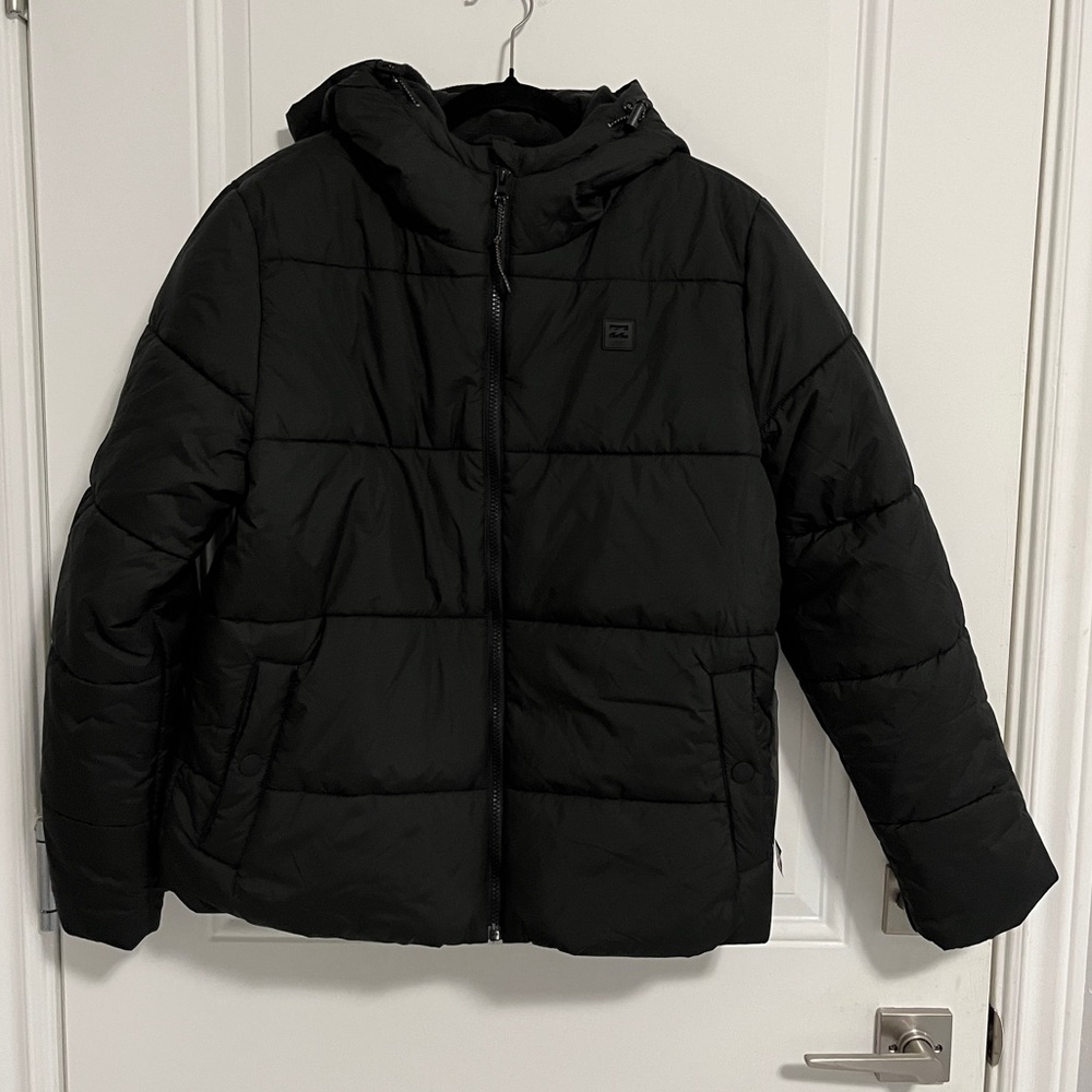 NWT - Billabong Women’s Transport Puffer Jacket - Size L